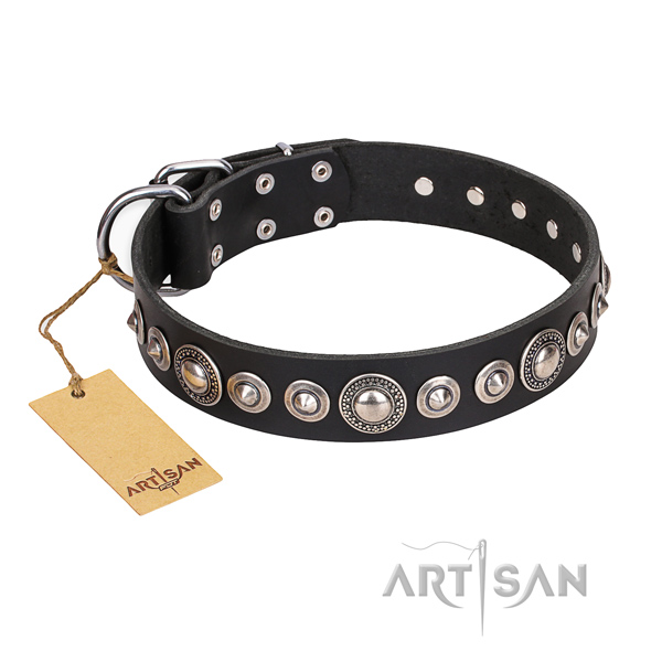 Full grain leather dog collar made of best quality material with corrosion resistant D-ring