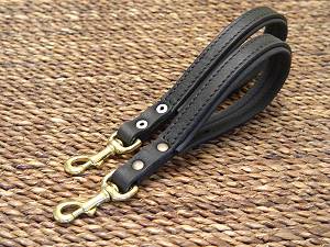 Short leather dog leash - handmade leather dog lead for Bullmastiff